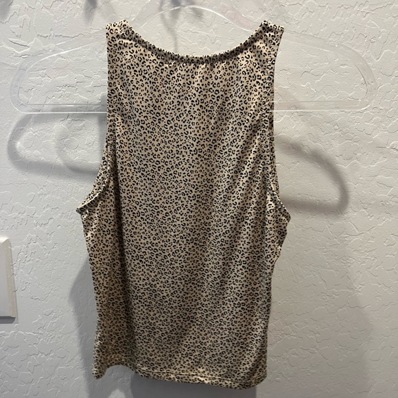 gaze Tops - Leopard Cropped Tank Top